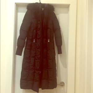 Tahari long winter jacket